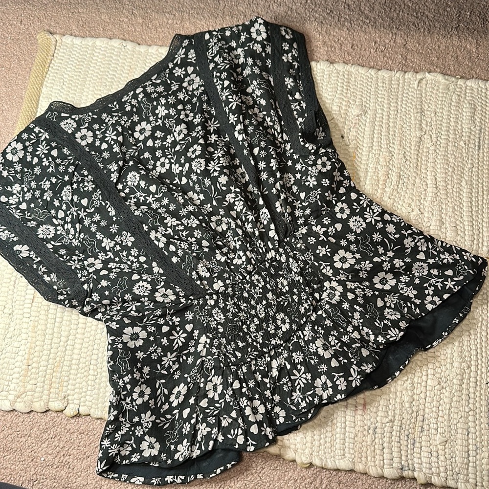 NWOT Free People Landy Printed Top NWOT size S - Picture 2 of 4